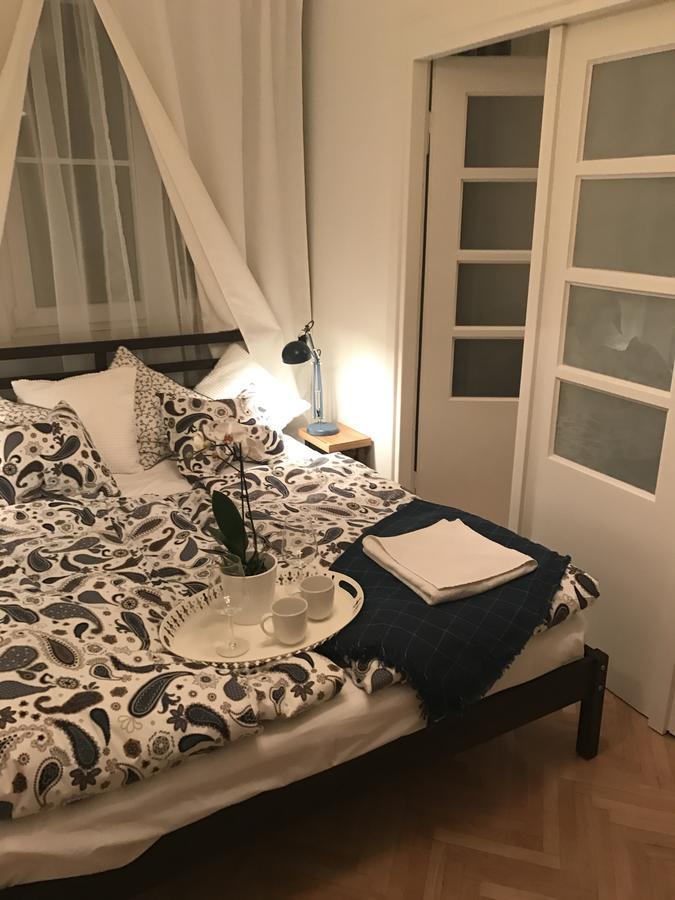 Appartement Stare Miasto Miodowa 26 à Varsovie Extérieur photo